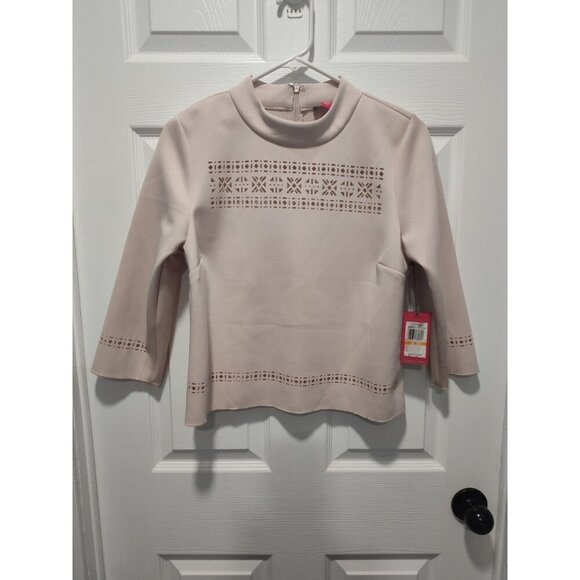 Vince Camuto Women’s Beige Mock Neck Laser Cut Out Blouse, 3/4 Sleeve Size Small - Picture 1 of 8